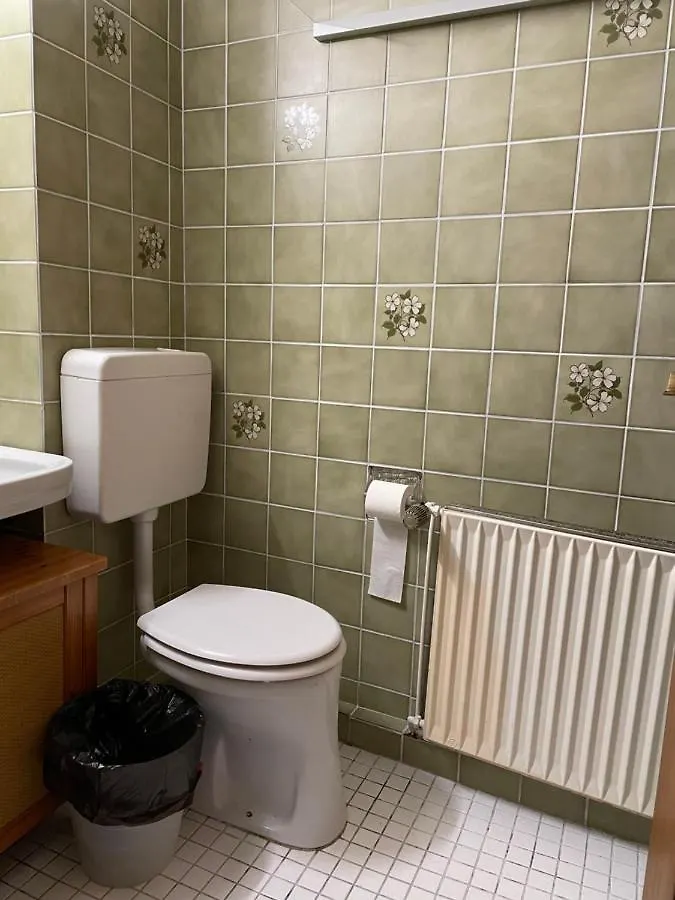 Lovely Room In Duesseldorf Nearly Duesseldorf Hbf 0*, Dusseldorf Germany